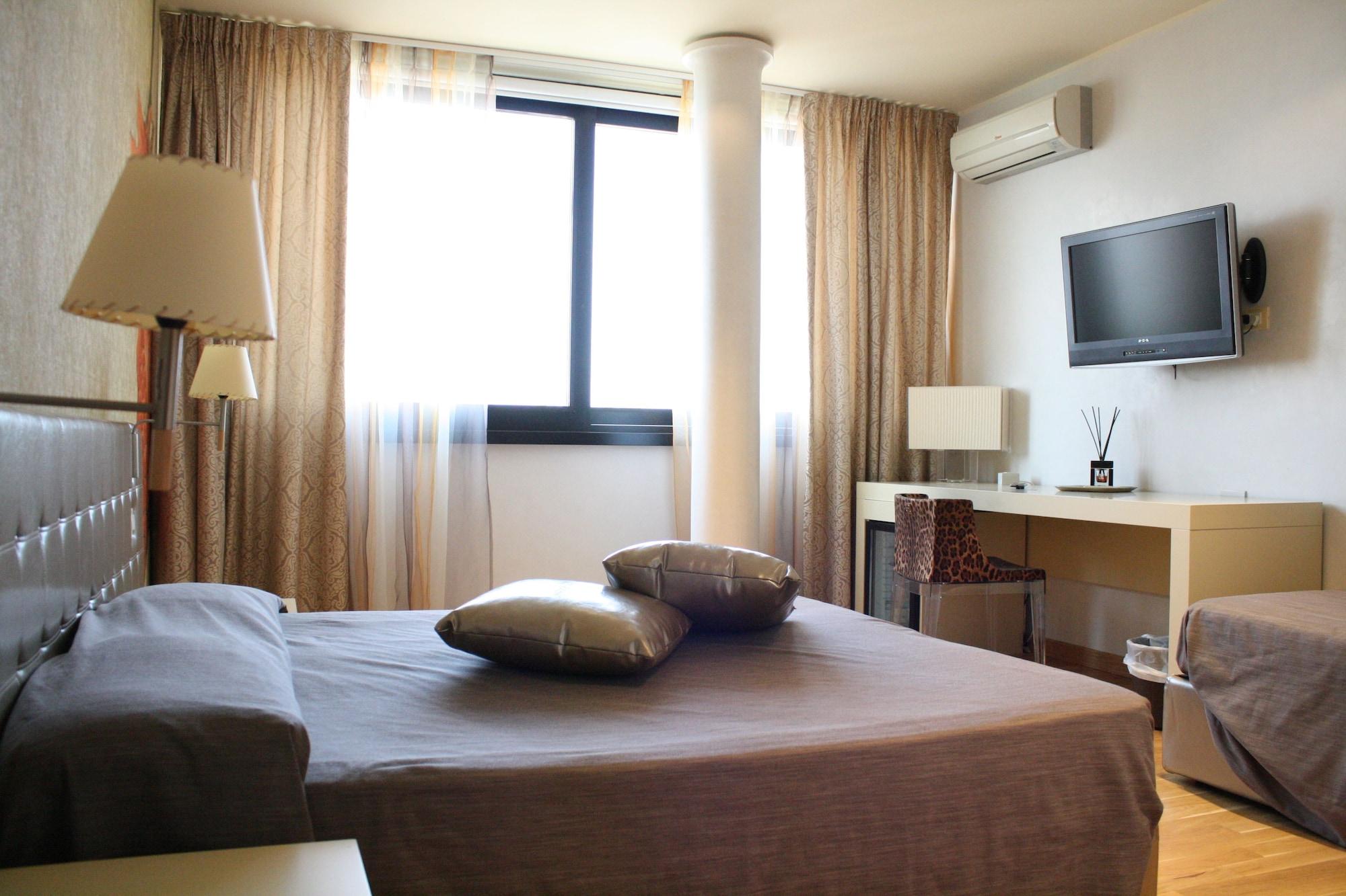 Hotel San Francisco Viareggio Esterno foto