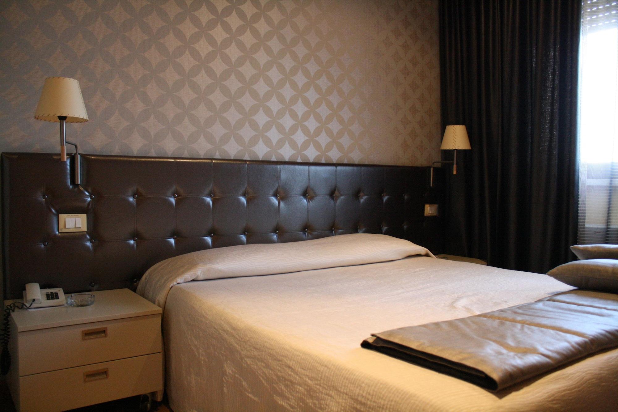 Hotel San Francisco Viareggio Esterno foto