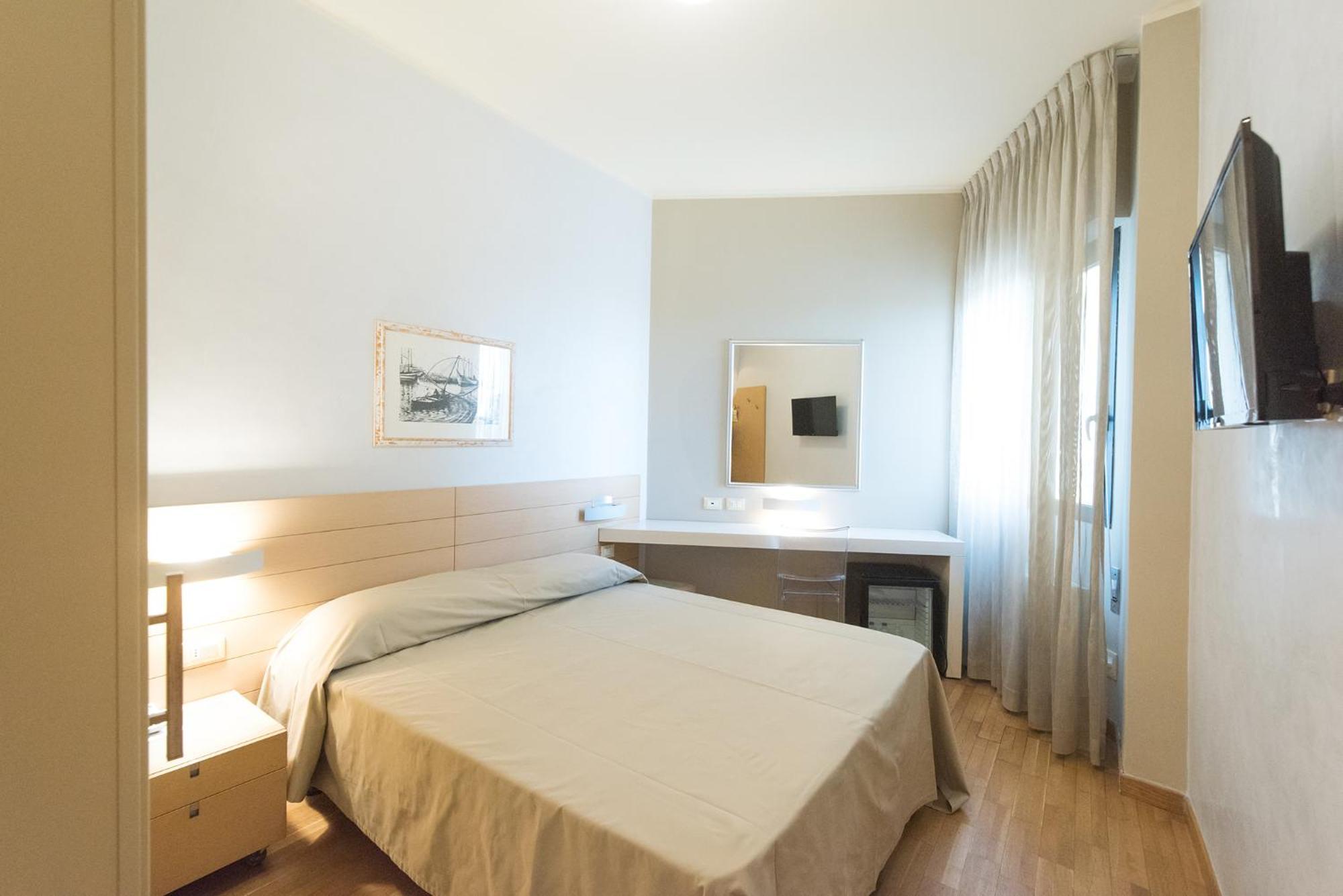 Hotel San Francisco Viareggio Esterno foto