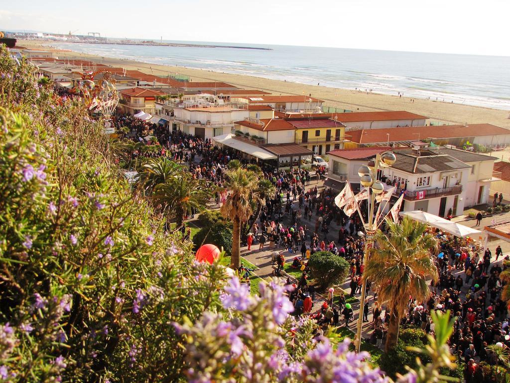 Hotel San Francisco Viareggio Esterno foto